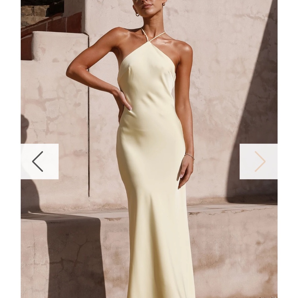 Elegant Cream Halter Dress
